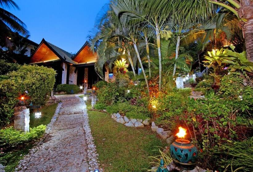 Boomerang Village Resort Kata