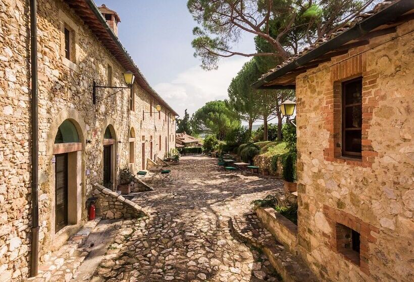 Borgo Il Poggiaccio Residenza D Epoca