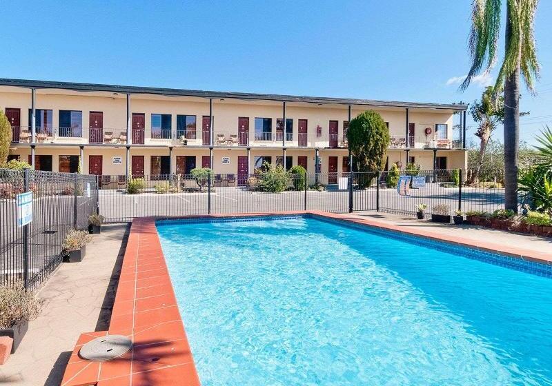 Country Plaza Motel Taree