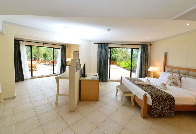 Diani Reef Beach Resort & Spa