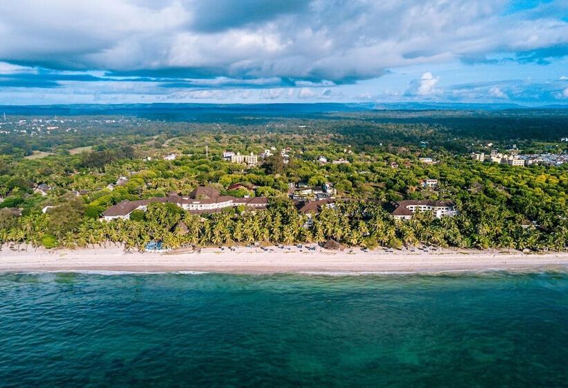 Diani Reef Beach Resort & Spa