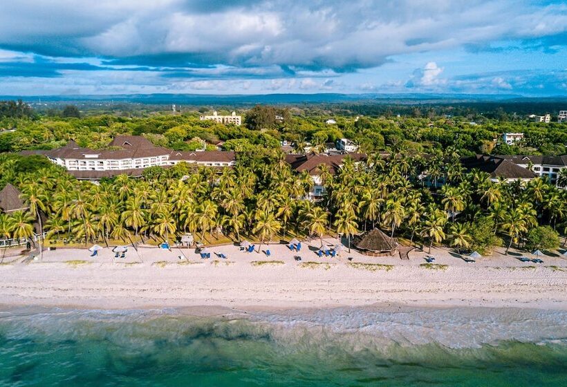 Diani Reef Beach Resort & Spa