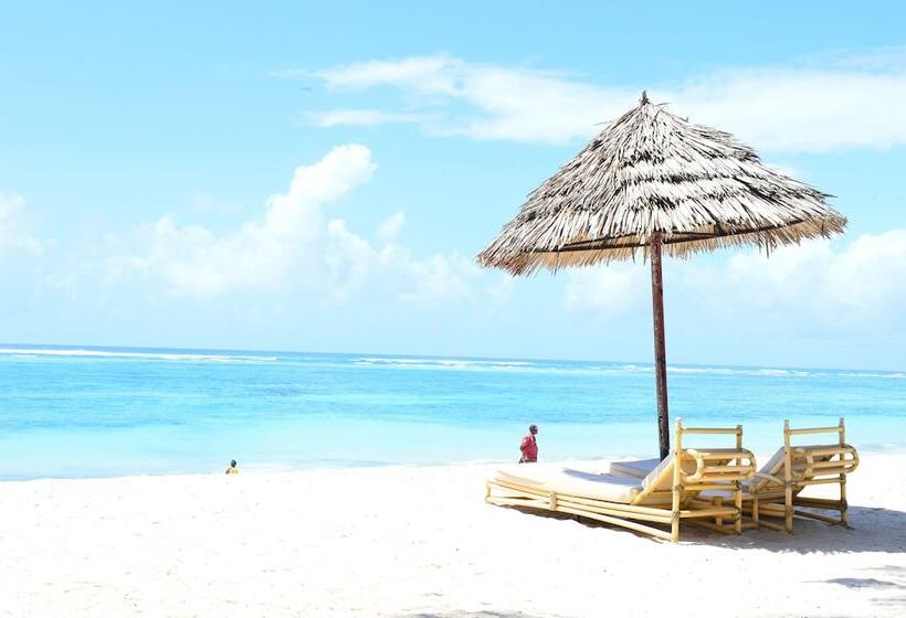 Diani Reef Beach Resort & Spa