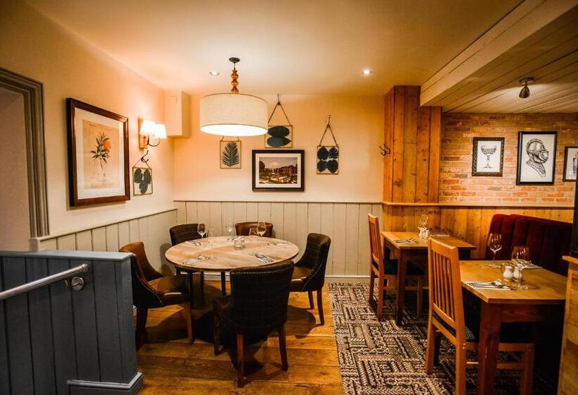 هتل Abbey Fields By Chef & Brewer Collection
