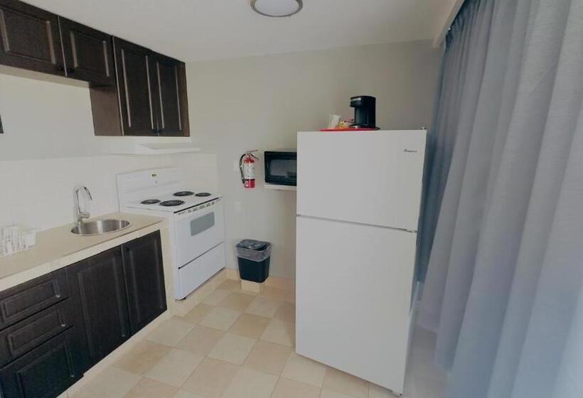 בית מלון כפרי Baymont By Wyndham Edson
