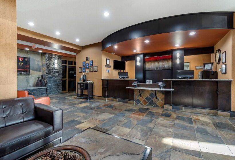 هتل Best Western Bonnyville Inn & Suites
