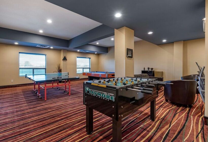 هتل Best Western Bonnyville Inn & Suites