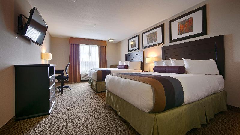 هتل Best Western Bonnyville Inn & Suites