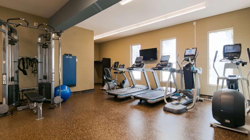 هتل Best Western Bonnyville Inn & Suites
