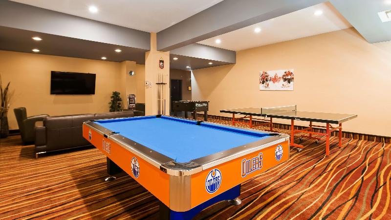 هتل Best Western Bonnyville Inn & Suites