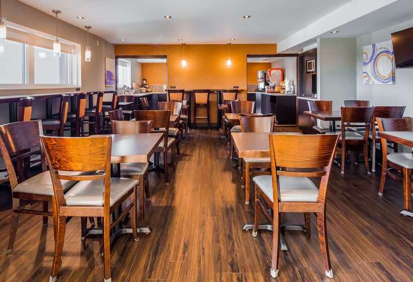 هتل Best Western Plus Montlaurier