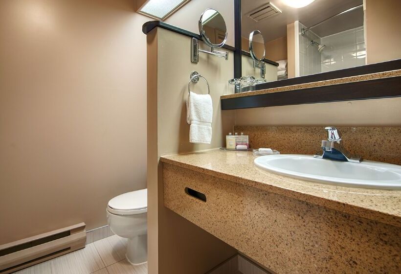 هتل Best Western Plus Montlaurier