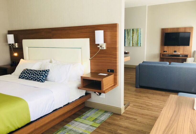 هتل Best Western Plus Montlaurier