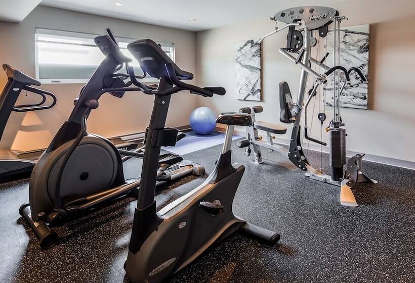 هتل Best Western Plus Montlaurier