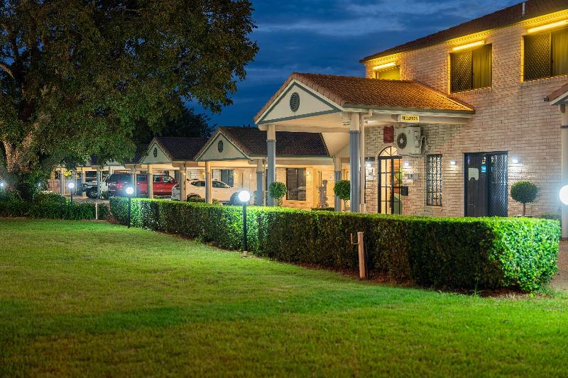 هتل Best Western Tuscany On Tor Motor Inn