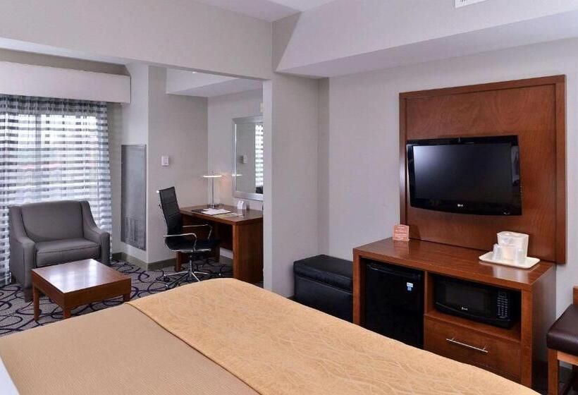 هتل Comfort Inn & Suites Frisco   Plano
