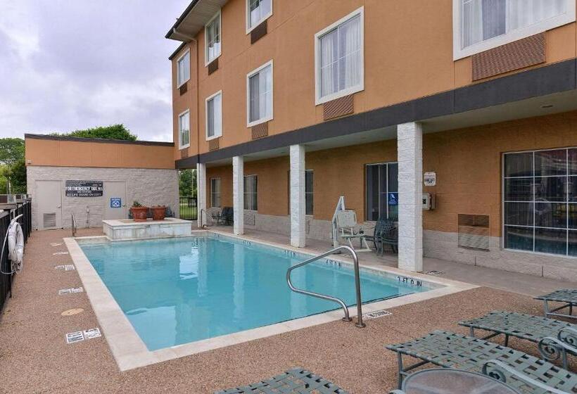 هتل Comfort Inn & Suites Frisco Plano