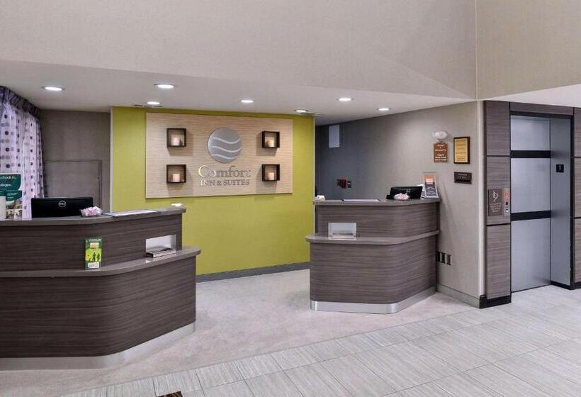 هتل Comfort Inn & Suites Frisco   Plano