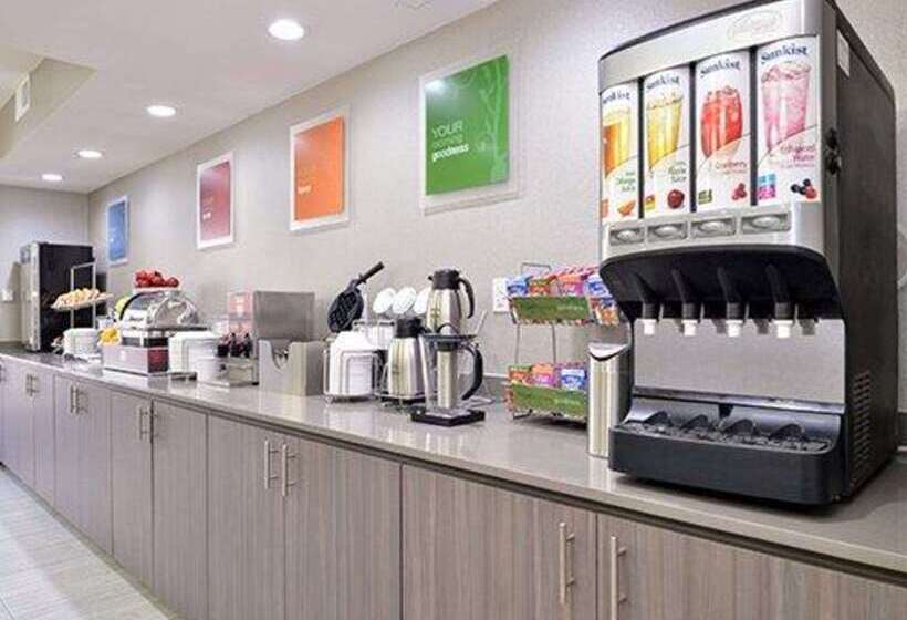 هتل Comfort Inn & Suites Frisco   Plano