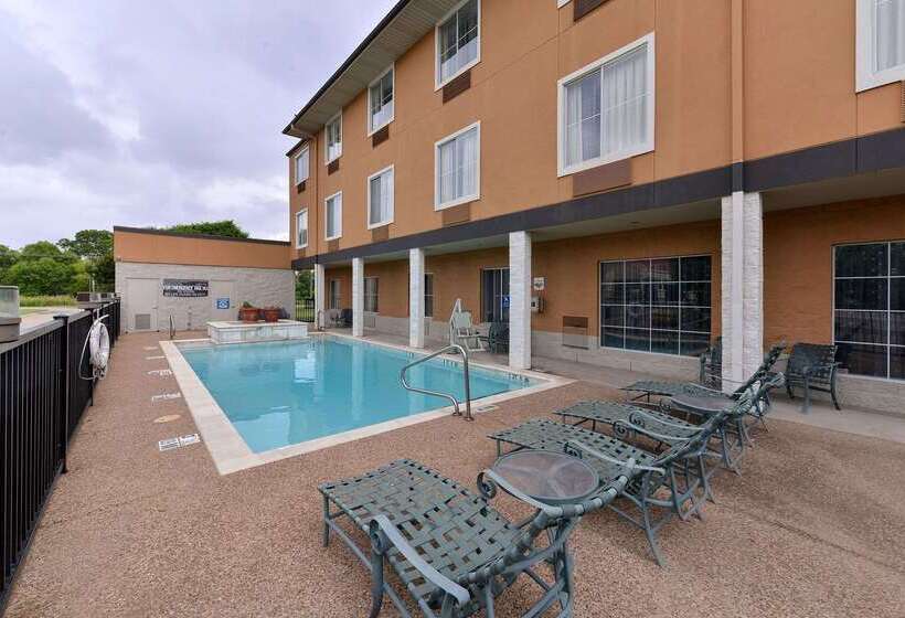 هتل Comfort Inn & Suites Frisco   Plano