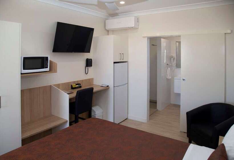 בית מלון כפרי Econo Lodge Park Lane