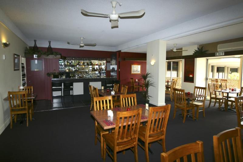בית מלון כפרי Econo Lodge Park Lane