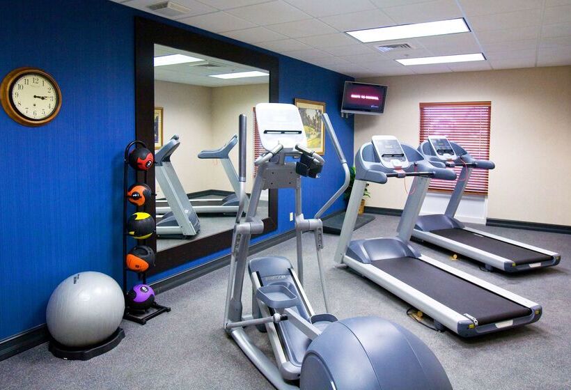 هتل Hampton Inn & Suites Lake Wales