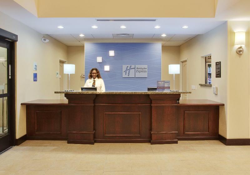 هتل Holiday Inn Express & Suites Merced   Yosemite Natl Pk Area, An Ihg