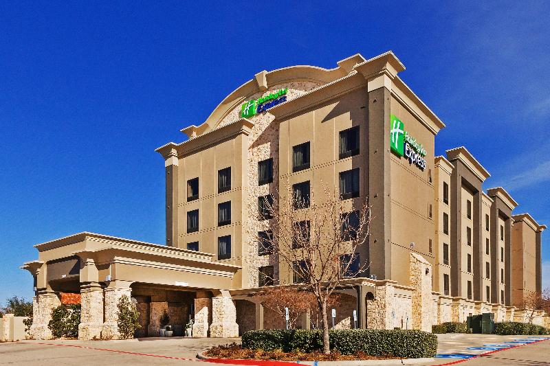 هتل Holiday Inn Express Frisco Legacy Park Area By Ihg