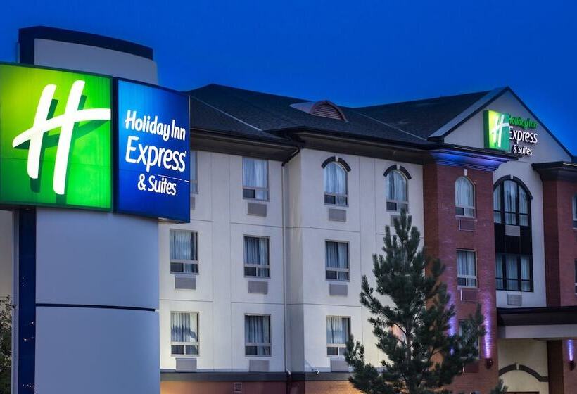 هتل Holiday Inn Express & Suites Drayton Valley