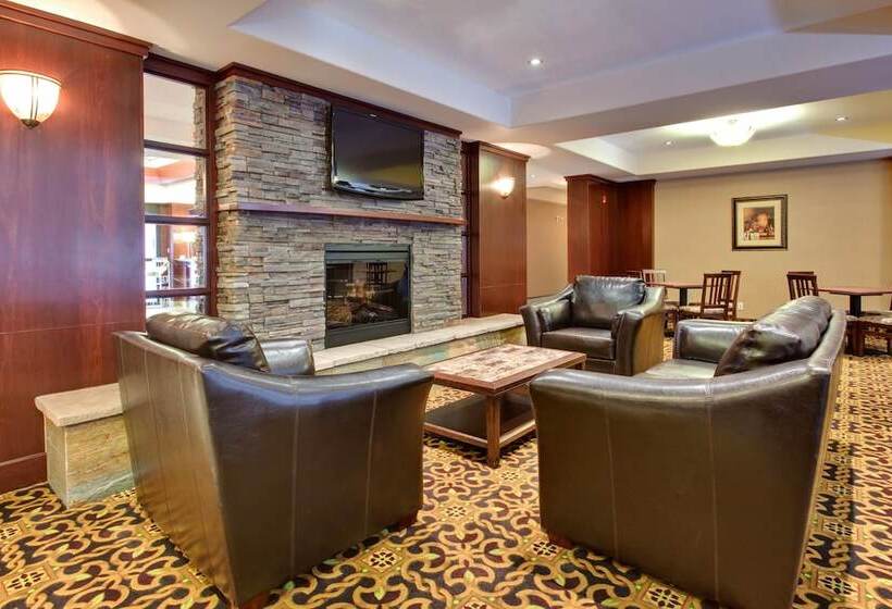 هتل Holiday Inn Express & Suites Whitecourt, An Ihg
