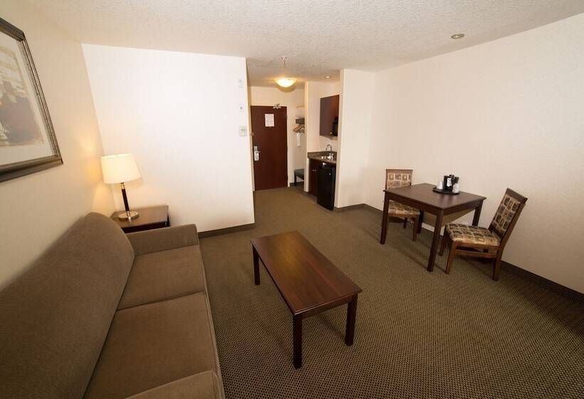 هتل Holiday Inn Express & Suites Whitecourt, An Ihg