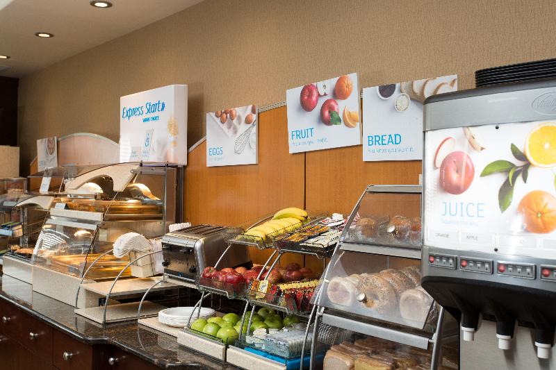 هتل Holiday Inn Express & Suites Whitecourt, An Ihg