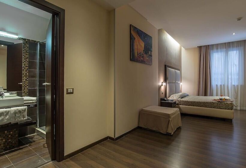 Fotos del hotel Catone District:  33