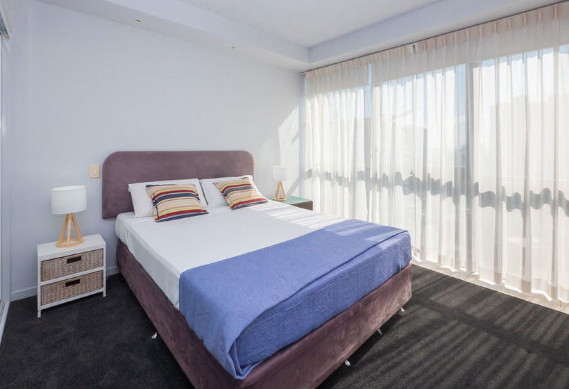 Hotel Ipanema Resort Surfers Paradise