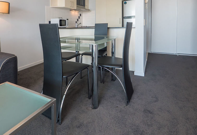 هتل Ipanema Resort Surfers Paradise