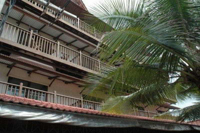 Hotel Jomtien Boathouse