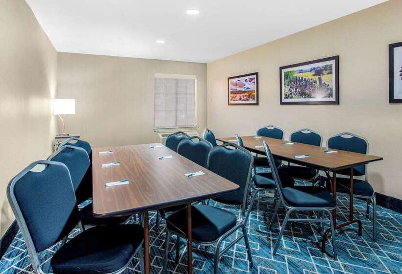 Hotel La Quinta Inn & Suites By Wyndham Hillsboro