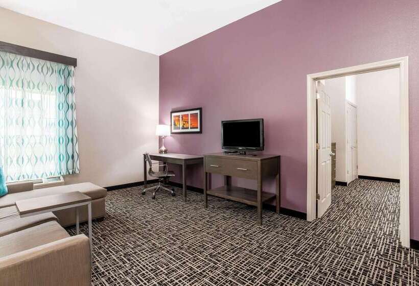 ホテル La Quinta Inn & Suites By Wyndham Hillsboro