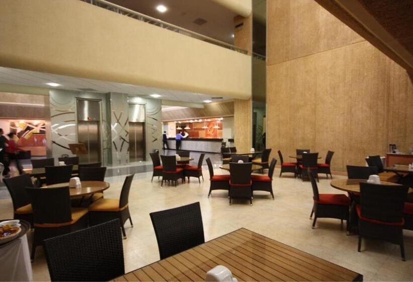 هتل Mirage   Centro Histórico De Querétaro
