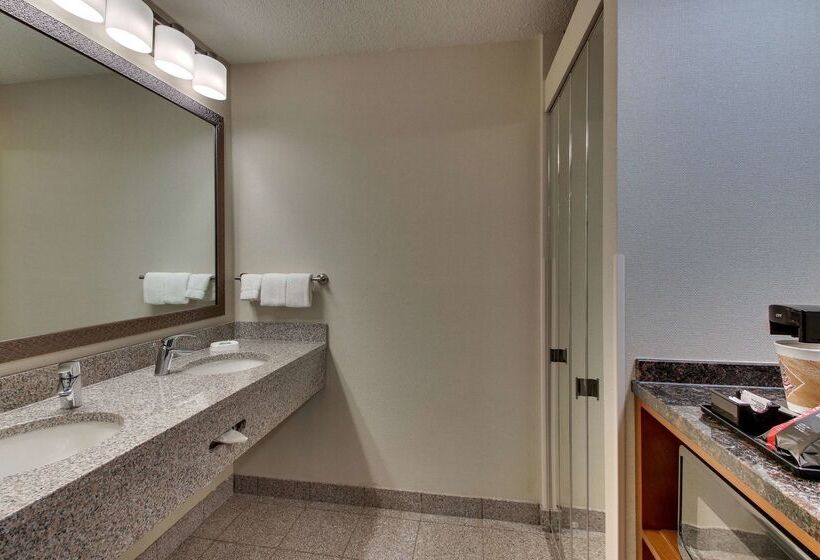 Отель Pear Tree Inn St Louis Airport