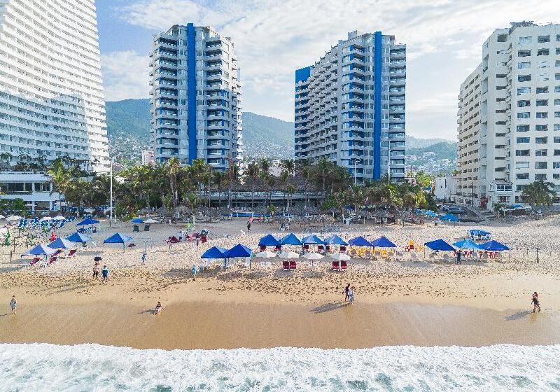 هتل Playa Suites Acapulco