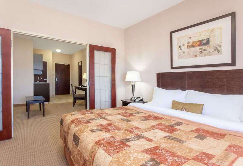 בית מלון כפרי Ramada By Wyndham Brooks