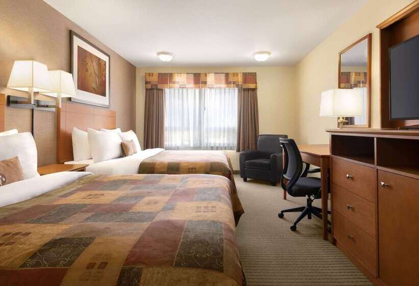 هتل Ramada By Wyndham Drayton Valley