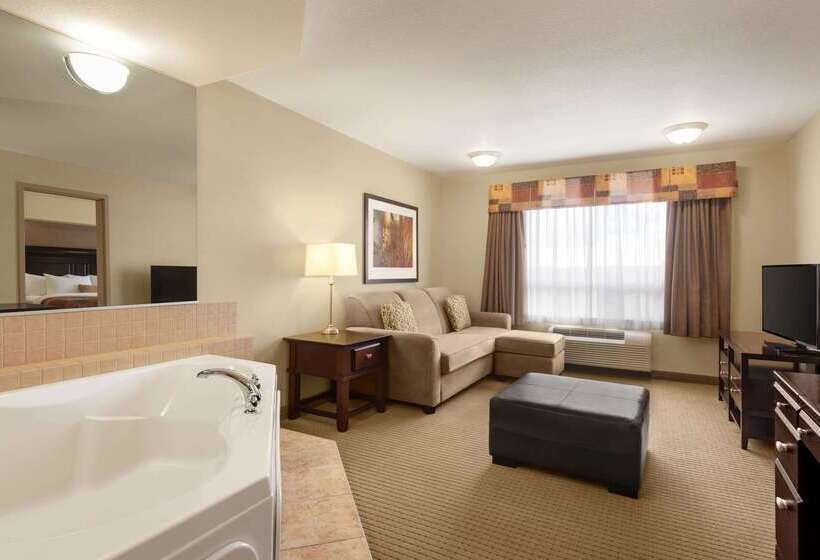 هتل Ramada By Wyndham Drayton Valley