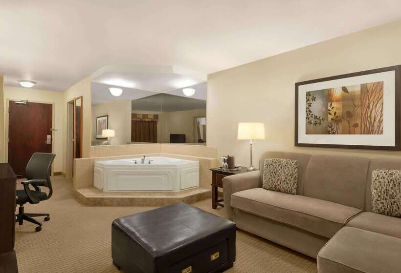 هتل Ramada By Wyndham Drayton Valley