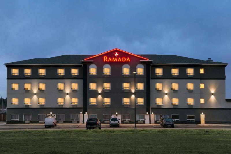 هتل Ramada By Wyndham Drayton Valley