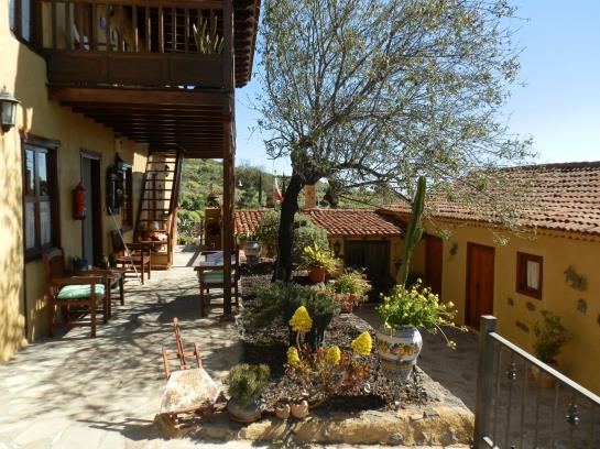 Отель Rural La Correa Del Almendro & Bubble Experience Adults Only