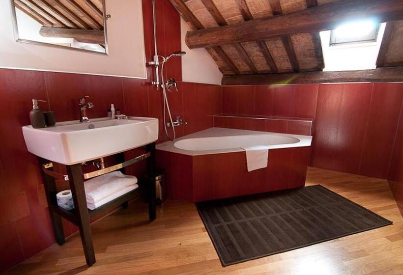 هتل St. Peter  Six Rooms & Suites