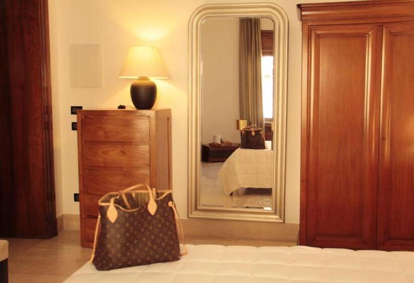 هتل St. Peter  Six Rooms & Suites